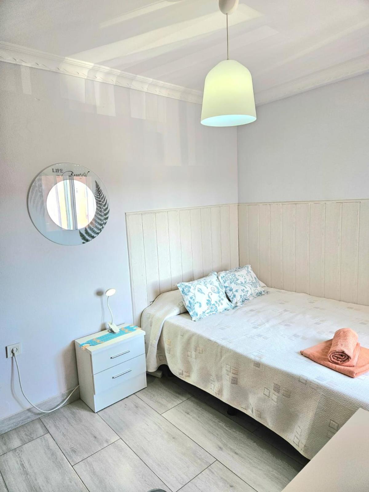 Habitacion Privada A 15 Min De La Playa/Piso Hotel อูเอลบา ภายนอก รูปภาพ